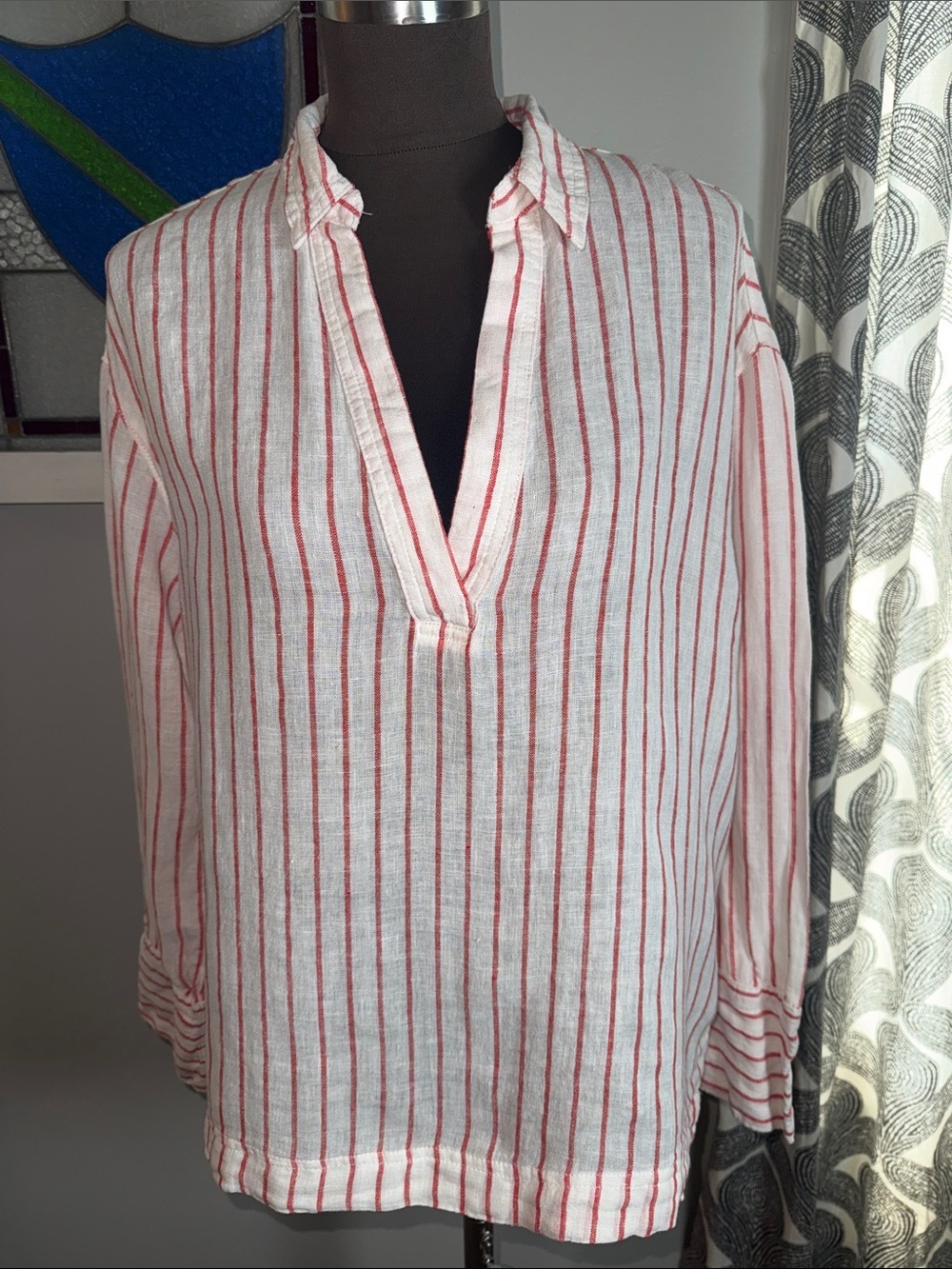 Martha Stewart Collection 100% Linen Red & White Striped V-Neck Shirt - Size M - Picture 2 of 8